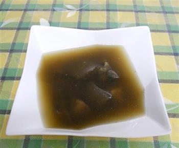 鸡骨草煲猪横俐怎么做，鸡骨草煲猪横俐怎么做好吃，鸡骨草煲猪横俐做法