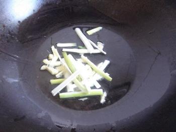 香菇豆腐排骨汤怎么做，香菇豆腐排骨汤怎么做好吃，香菇豆腐排骨汤做法