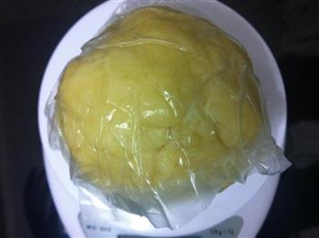 火腿玉米辫子包怎么做，火腿玉米辫子包怎么做好吃，火腿玉米辫子包做法