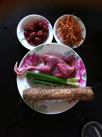 虫草花炖鹌鹑怎么做，虫草花炖鹌鹑怎么做好吃，虫草花炖鹌鹑做法