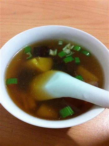 虫草花炖鹌鹑怎么做，虫草花炖鹌鹑怎么做好吃，虫草花炖鹌鹑做法