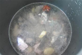 乌鸡煲汤怎么做，乌鸡煲汤怎么做好吃，乌鸡煲汤做法