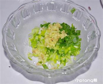 新疆鸡肉拌米粉怎么做，新疆鸡肉拌米粉怎么做好吃，新疆鸡肉拌米粉做法