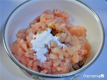 新疆鸡肉拌米粉怎么做，新疆鸡肉拌米粉怎么做好吃，新疆鸡肉拌米粉做法