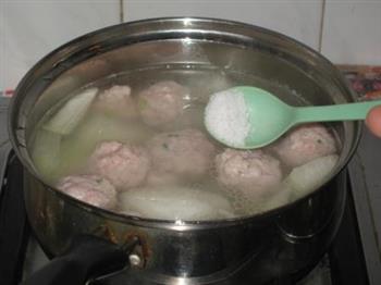 肉圆冬瓜汤怎么做，肉圆冬瓜汤怎么做好吃，肉圆冬瓜汤做法