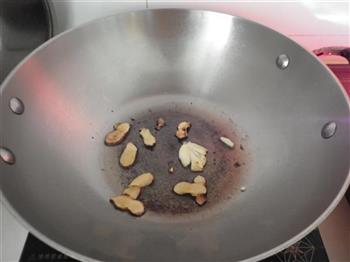 蟹虎炖嫩豆腐怎么做，蟹虎炖嫩豆腐怎么做好吃，蟹虎炖嫩豆腐做法