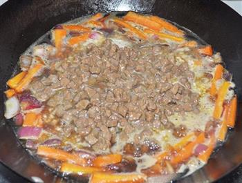碎肉抓饭怎么做，碎肉抓饭怎么做好吃，碎肉抓饭做法