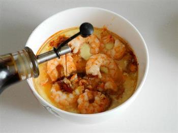 水蛋虾仁怎么做，水蛋虾仁怎么做好吃，水蛋虾仁做法