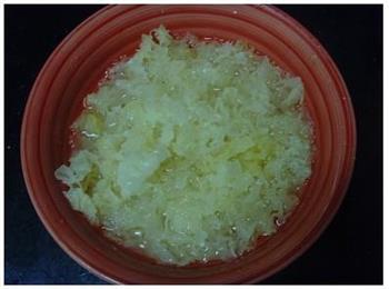 栗子雪耳糖水怎么做，栗子雪耳糖水怎么做好吃，栗子雪耳糖水做法