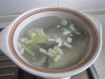 木瓜枸杞鲫鱼汤怎么做,木瓜枸杞鲫鱼汤怎么做好吃,木瓜枸杞鲫鱼汤做法 木瓜枸杞鲫鱼汤怎么做,木瓜枸杞鲫鱼汤怎么做好吃,木瓜枸杞鲫鱼汤做法