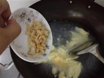 红菇鸡蛋汤怎么做，红菇鸡蛋汤怎么做好吃，红菇鸡蛋汤做法