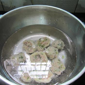 蛋皮丸子汤怎么做，蛋皮丸子汤怎么做好吃，蛋皮丸子汤做法