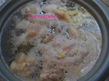 鸡腿菜汤怎么做，鸡腿菜汤怎么做好吃，鸡腿菜汤做法