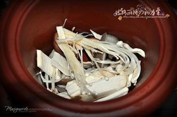 菌汤面怎么做，菌汤面怎么做好吃，菌汤面做法