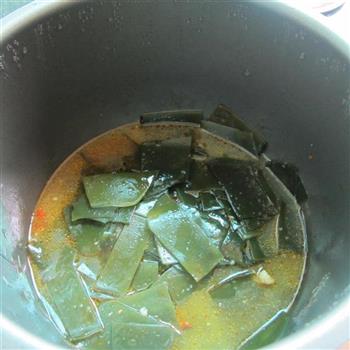 高汤炖海带怎么做，高汤炖海带怎么做好吃，高汤炖海带做法