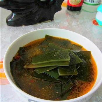 高汤炖海带怎么做，高汤炖海带怎么做好吃，高汤炖海带做法
