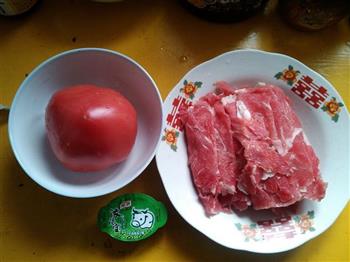 西红柿肥牛汤怎么做，西红柿肥牛汤怎么做好吃，西红柿肥牛汤做法