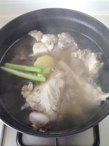 冬瓜大骨汤怎么做，冬瓜大骨汤怎么做好吃，冬瓜大骨汤做法