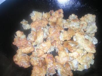 炸鱼鳞怎么做，炸鱼鳞怎么做好吃，炸鱼鳞做法
