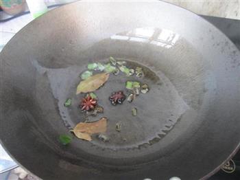 酱焖小土豆怎么做，酱焖小土豆怎么做好吃，酱焖小土豆做法