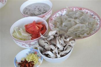 酸辣白肉片怎么做，酸辣白肉片怎么做好吃，酸辣白肉片做法