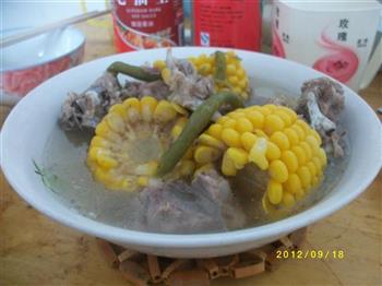 酸豆角玉米排骨汤怎么做，酸豆角玉米排骨汤怎么做好吃，酸豆角玉米排骨汤做法
