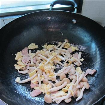 蛋皮姬菇肉片汤怎么做，蛋皮姬菇肉片汤怎么做好吃，蛋皮姬菇肉片汤做法