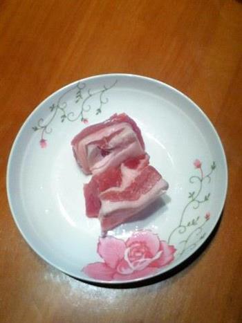 猪肉芹菜春卷怎么做，猪肉芹菜春卷怎么做好吃，猪肉芹菜春卷做法