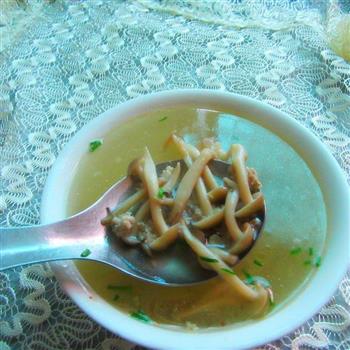 肉末姬菇汤怎么做，肉末姬菇汤怎么做好吃，肉末姬菇汤做法