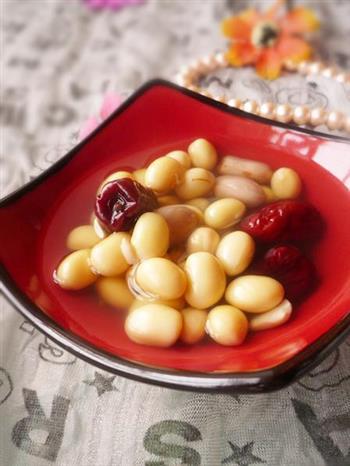 花生黄豆红枣汤怎么做，花生黄豆红枣汤怎么做好吃，花生黄豆红枣汤做法