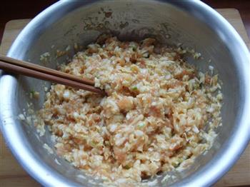 鲜肉白菜锅贴怎么做，鲜肉白菜锅贴怎么做好吃，鲜肉白菜锅贴做法