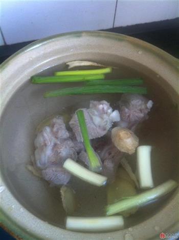 当归羊肉炖土豆汤怎么做，当归羊肉炖土豆汤怎么做好吃，当归羊肉炖土豆汤做法