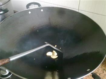 炒酸菜怎么做，炒酸菜怎么做好吃，炒酸菜做法