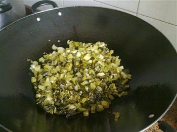 炒酸菜怎么做，炒酸菜怎么做好吃，炒酸菜做法