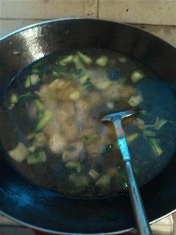 青菜白蛤肉片汤怎么做，青菜白蛤肉片汤怎么做好吃，青菜白蛤肉片汤做法