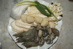 石锅海鲜粉丝怎么做，石锅海鲜粉丝怎么做好吃，石锅海鲜粉丝做法