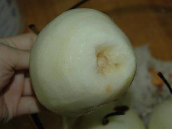 银耳薏米炖雪梨怎么做，银耳薏米炖雪梨怎么做好吃，银耳薏米炖雪梨做法