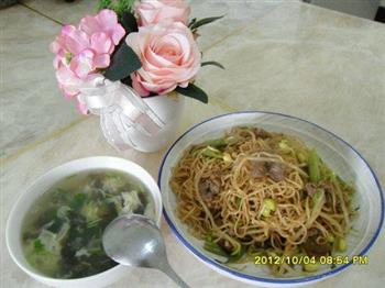 紫菜虾皮豆腐汤怎么做，紫菜虾皮豆腐汤怎么做好吃，紫菜虾皮豆腐汤做法