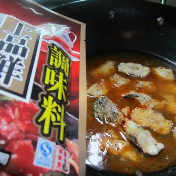 汤锅粉丝鱼怎么做，汤锅粉丝鱼怎么做好吃，汤锅粉丝鱼做法