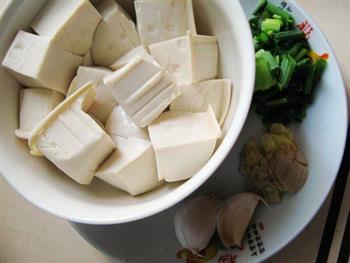 蟹壳豆腐汤怎么做，蟹壳豆腐汤怎么做好吃，蟹壳豆腐汤做法