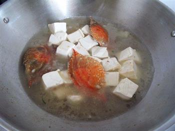 蟹壳豆腐汤怎么做，蟹壳豆腐汤怎么做好吃，蟹壳豆腐汤做法