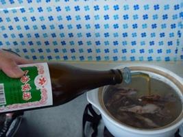 岩耳鹌鹑汤怎么做，岩耳鹌鹑汤怎么做好吃，岩耳鹌鹑汤做法