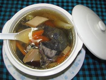 杏鲍菇乌鸡汤怎么做，杏鲍菇乌鸡汤怎么做好吃，杏鲍菇乌鸡汤做法