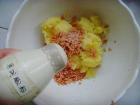 咖喱火腿土豆泥怎么做，咖喱火腿土豆泥怎么做好吃，咖喱火腿土豆泥做法