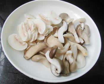 菌菇花蛤汤怎么做，菌菇花蛤汤怎么做好吃，菌菇花蛤汤做法
