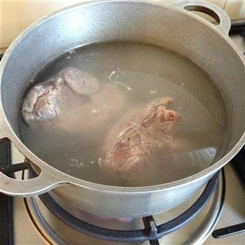 虫草花炖瘦肉怎么做，虫草花炖瘦肉怎么做好吃，虫草花炖瘦肉做法