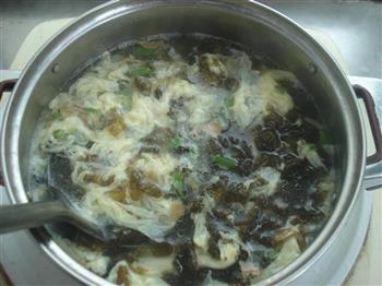 地皮菜鸡蛋汤怎么做，地皮菜鸡蛋汤怎么做好吃，地皮菜鸡蛋汤做法