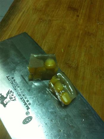 水晶肉皮冻怎么做，水晶肉皮冻怎么做好吃，水晶肉皮冻做法