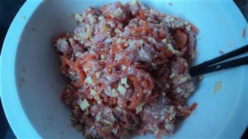 三色馅水饺怎么做，三色馅水饺怎么做好吃，三色馅水饺做法