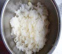 桂花红枣银耳雪梨汤怎么做，桂花红枣银耳雪梨汤怎么做好吃，桂花红枣银耳雪梨汤做法